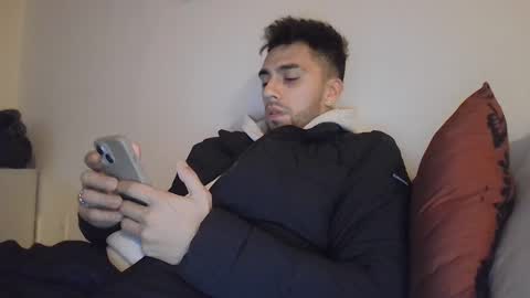 Snapshot of jeanpierbello7 chatting on 12.16.24 jean pier bello Silva online show from 12.16.24