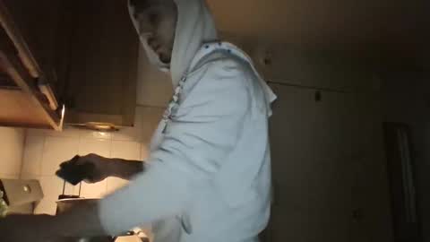 Snapshot of jeanpierbello7 chatting on 12.16.24 jean pier bello Silva online show from 12.16.24