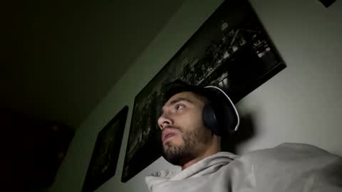 Snapshot of jeanpierbello7 chatting on 12.23.24 jean pier bello Silva online show from 12.23.24