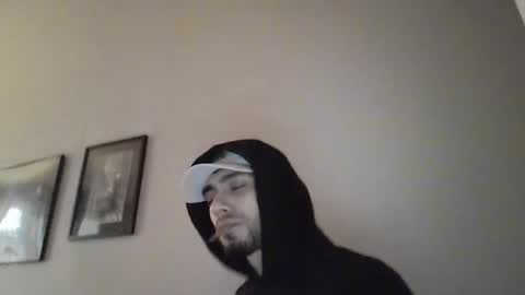 Snapshot of jeanpierbello7 chatting on 12.31.24 jean pier bello Silva online show from 12.31.24