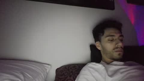 Snapshot of jeanpierbello7 chatting on 02.01.25 jean pier bello Silva online show from 02.01.25