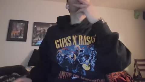 Snapshot of jeanpierbello7 chatting on 02.05.25 jean pier bello Silva online show from 02.05.25