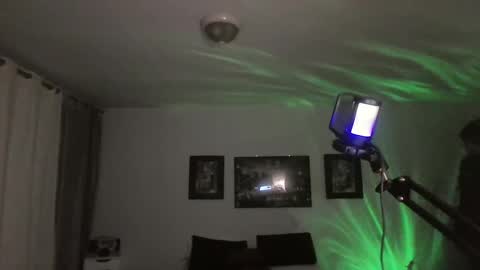 Snapshot of jeanpierbello7 chatting on 02.10.25 jean pier bello Silva online show from 02.10.25