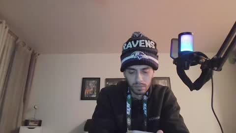 Snapshot of jeanpierbello7 chatting on 02.13.25 jean pier bello Silva online show from 02.13.25