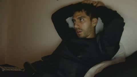 Snapshot of jeanpierbello7 chatting on 10.16.25 jean pier bello Silva online show from 10.16.25