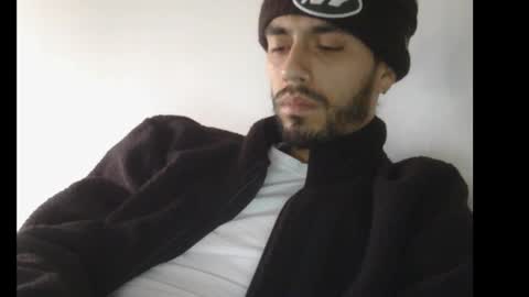 Snapshot of jeanpierbello7 chatting on 11.23.25 jean pier bello Silva online show from 11.23.25