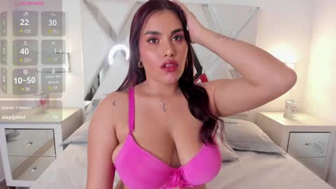 Jeen Taylor online show from 01.25.25