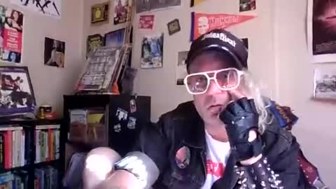 Snapshot of jeepster9 chatting on 06.16.26 jeepster9 online show from 06.16.26