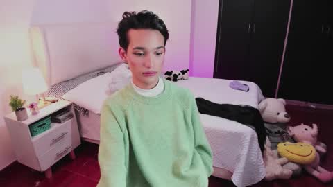  J E V D  online show from 09.17.25