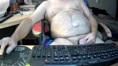 Snapshot of jeff_40962 chatting on 03.08.26 Jeffrey Sinclair online show from 03.08.26