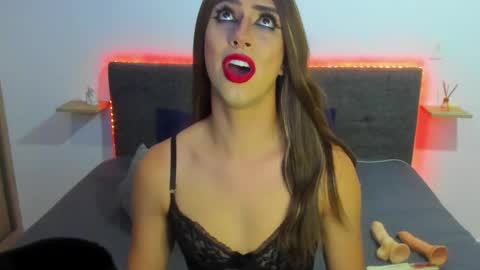  ashley   online show from 02.08.25