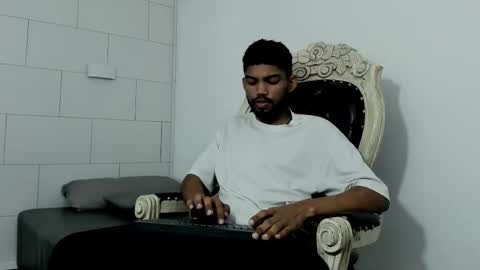 Snapshot of jeff_nick chatting on 09.26.25 Jeff Nick online show from 09.26.25