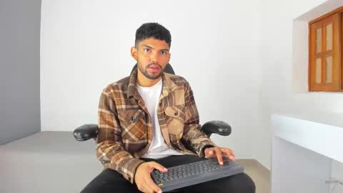 Snapshot of jeff_nick chatting on 10.12.25 Jeff Nick online show from 10.12.25