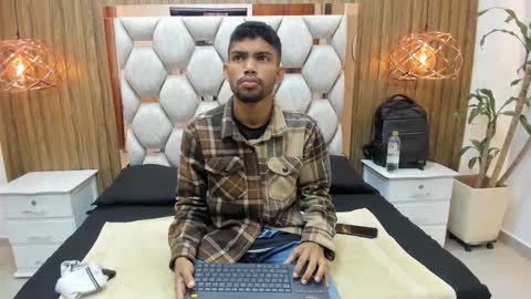 Snapshot of jeff_nick chatting on 10.21.25 Jeff Nick online show from 10.21.25