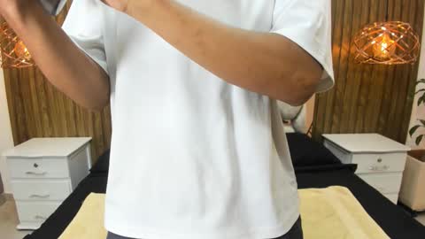 Snapshot of jeff_nick chatting on 10.27.25 Jeff Nick online show from 10.27.25