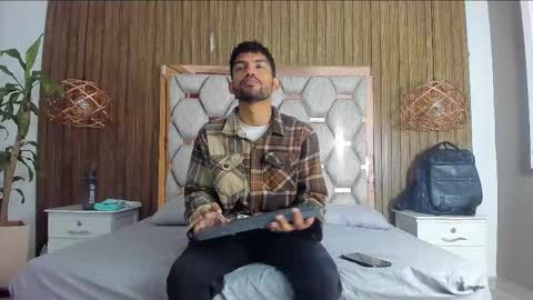 Snapshot of jeff_nick chatting on 11.22.25 Jeff Nick online show from 11.22.25