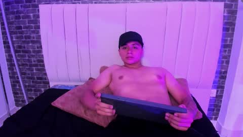 jeicob_7 online show from 11.27.25