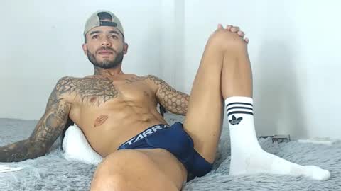 Snapshot of jeilertthh chatting on 02.25.25 jeilertthh online show from 02.25.25