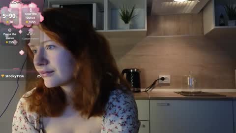 Snapshot of jelly_cherry chatting on 12.07.24 Emily online show from 12.07.24