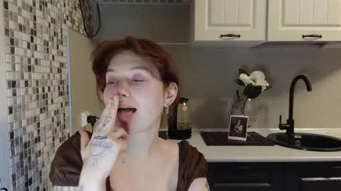 Snapshot of jelly_cherry chatting on 01.18.25 Emily online show from 01.18.25