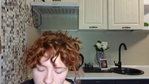 Snapshot of jelly_cherry chatting on 02.10.25 Emily online show from 02.10.25