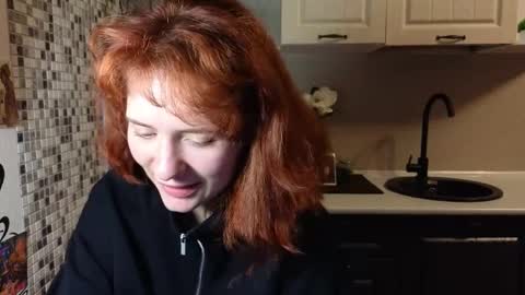 Snapshot of jelly_cherry chatting on 09.17.25 Emily online show from 09.17.25