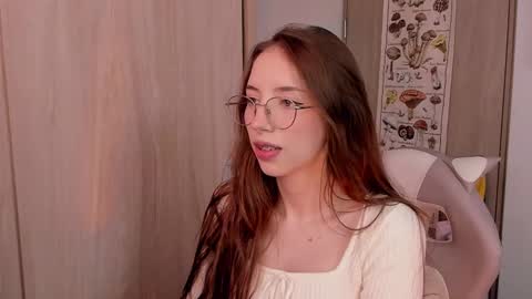 Snapshot of jelly_w5 chatting on 03.10.25 Jelly online show from 03.10.25