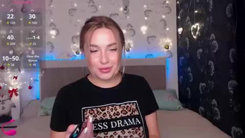 Snapshot of jemalia chatting on 01.06.26 Alice online show from 01.06.26