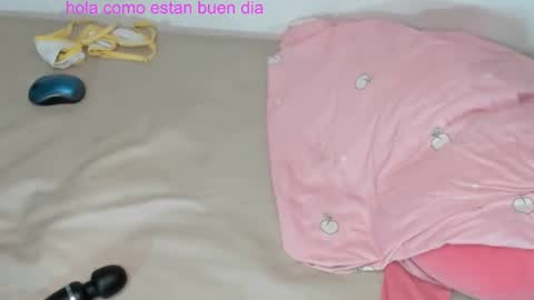 Jenelotizz online show from 12.22.24