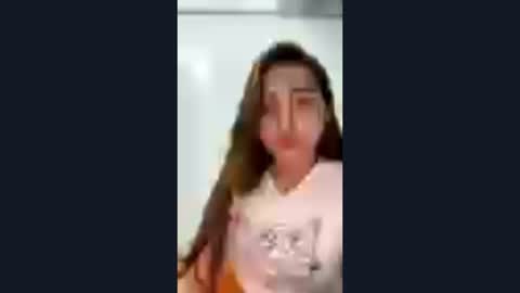 Snapshot of jenicekrog chatting on 07.15.26 Sydney online show from 07.15.26