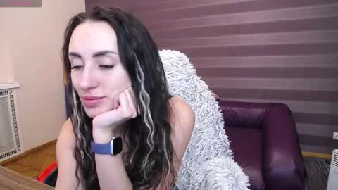 Kira online show from 02.12.26