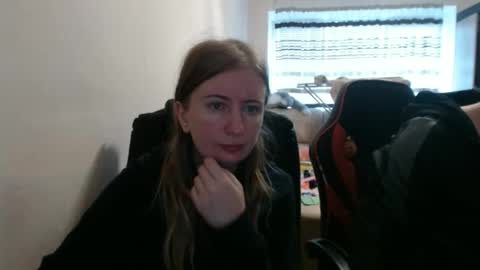 JenisAndPeter online show from 10.14.25