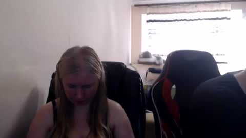 Snapshot of jenisandpeter chatting on 06.15.26 JenisAndPeter online show from 06.15.26