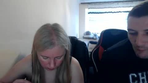 Snapshot of jenisandpeter chatting on 06.16.26 JenisAndPeter online show from 06.16.26