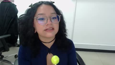 Snapshot of jenn_cg chatting on 10.07.25 jenn online show from 10.07.25