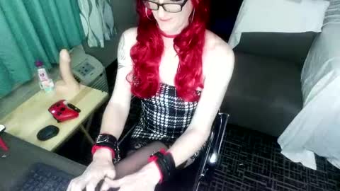 Jenna Cross online show from 01.31.25