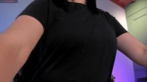 Jenna Olson  online show from 02.05.25