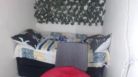 JENNIE ALEJANDRA online show from 02.12.25