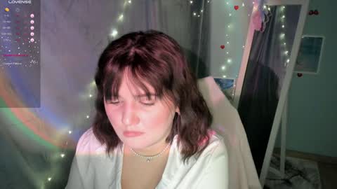 Snapshot of jennie_berry chatting on 02.06.25 Jennie online show from 02.06.25