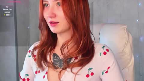 Snapshot of jennie_cartera chatting on 10.19.25 Jennie online show from 10.19.25