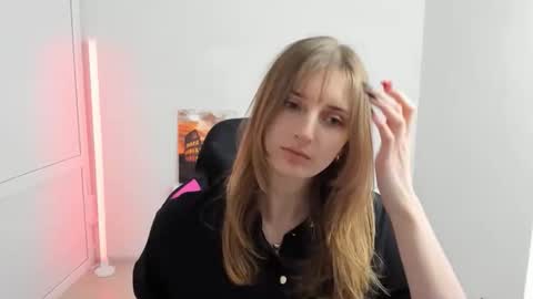 Karla online show from 04.06.26