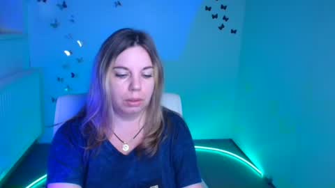 Snapshot of jennifer_moree chatting on 09.27.25 Jennifer online show from 09.27.25