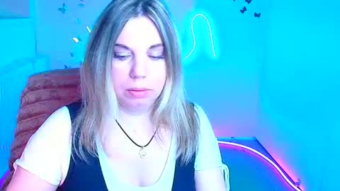 Jennifer online show from 04.09.26