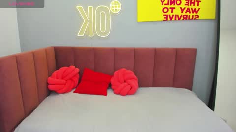 Jennifer online show from 10.02.25