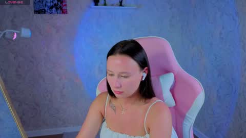 Snapshot of jennifer_richh chatting on 07.01.26 jennifer online show from 07.01.26