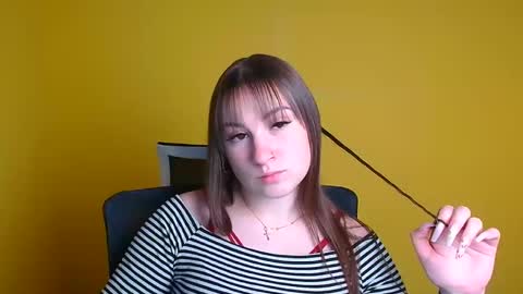 Jennifer online show from 01.04.25