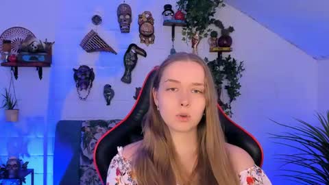Snapshot of jennifergraces chatting on 07.13.26 Jennifer online show from 07.13.26