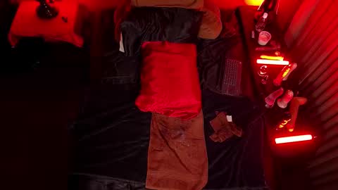 Jennifer Star online show from 10.20.25