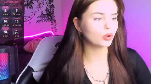 Snapshot of jenniferwandis77 chatting on 12.14.24 Jenni online show from 12.14.24