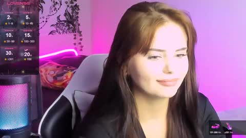 Snapshot of jenniferwandis77 chatting on 12.14.24 Jenni online show from 12.14.24